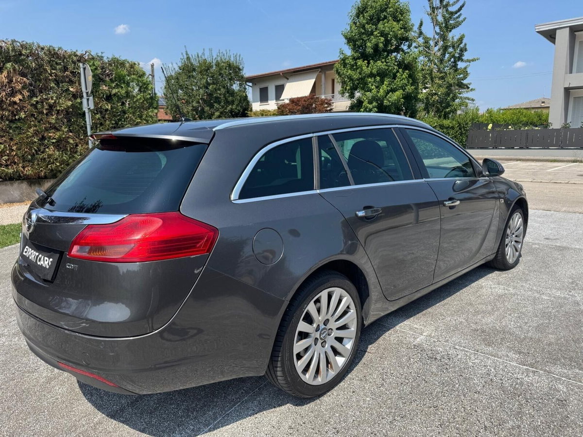 Opel Insignia Station Wagon CDTI Sports Cosmo (5)