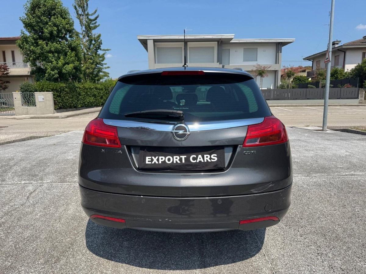 Opel Insignia Station Wagon CDTI Sports Cosmo (6)