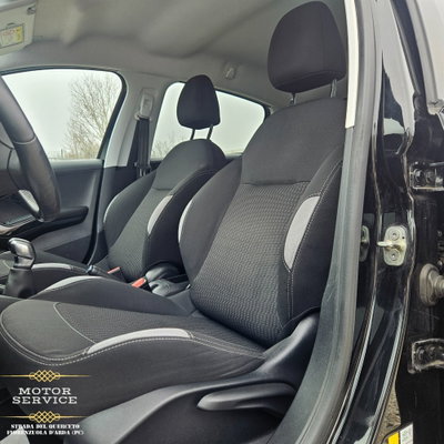 Peugeot 208 82 5 porte Active (16)