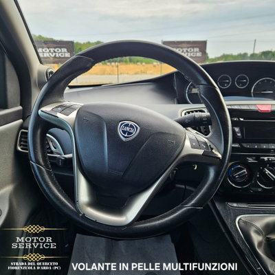 Lancia Ypsilon 1.2 69 CV 5 porte Gold (12)