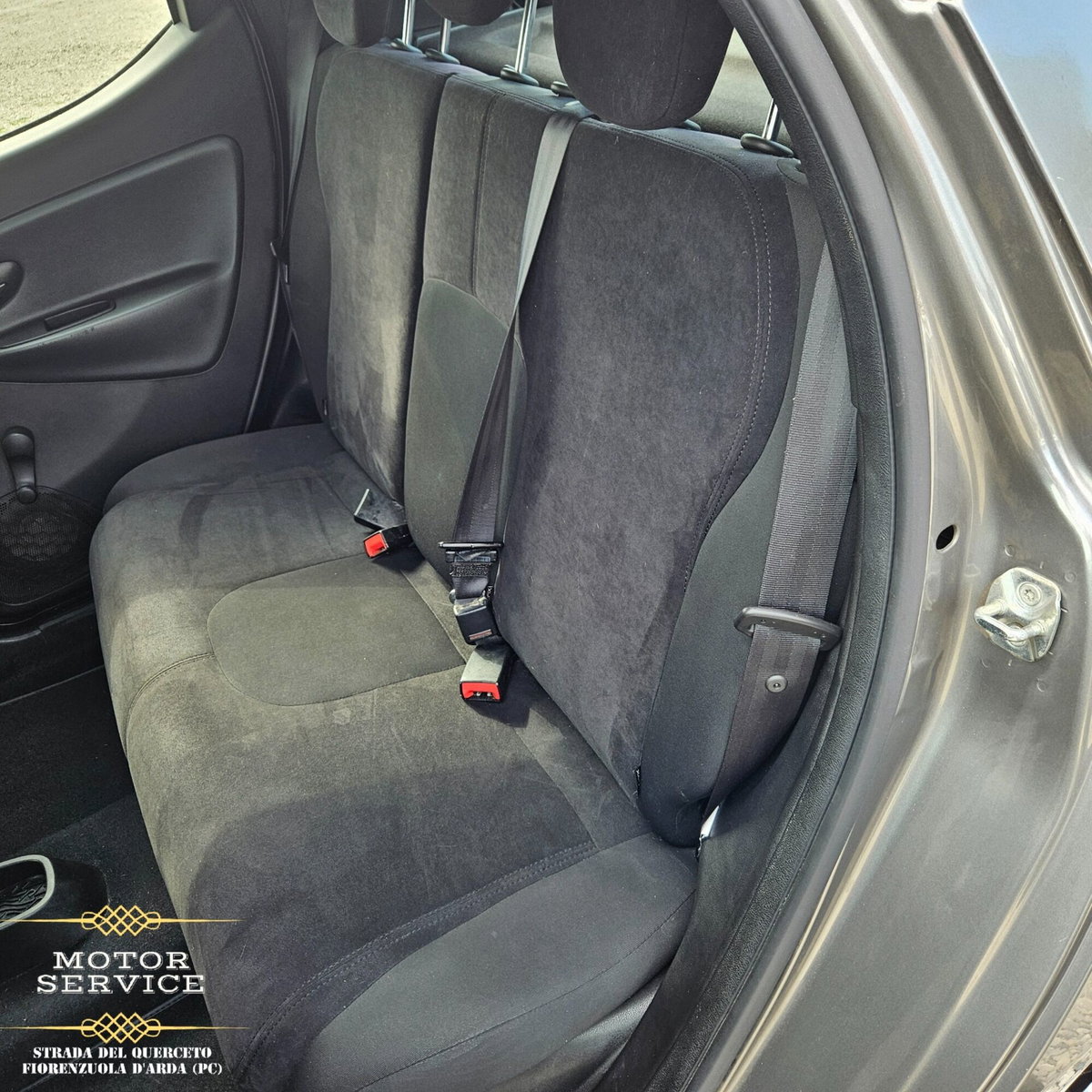 Lancia Ypsilon 1.2 69 CV 5 porte Gold (8)