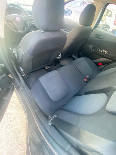 Fiat Bravo 1.9 MJT 120 CV Dynamic (8)