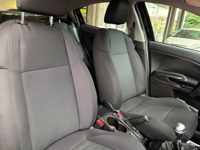 Alfa Romeo Giulietta 1.6 JTDm-2 Distinctive (16)