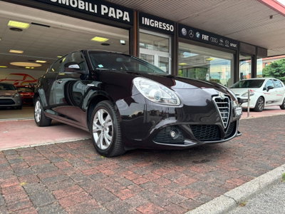 Alfa Romeo Giulietta 1.6 JTDm-2 Distinctive (2)