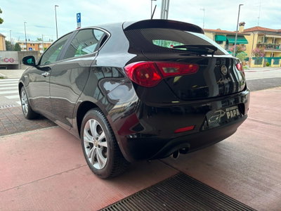 Alfa Romeo Giulietta 1.6 JTDm-2 Distinctive (3)