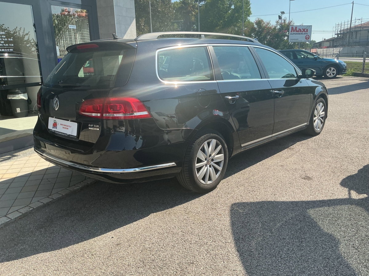 Volkswagen Passat 2.0 TDI DSG Highline BlueM. Tech. (5)