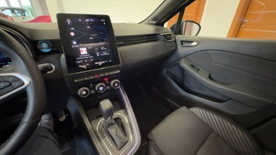 Renault Clio Full Hybrid E-Tech 145 CV 5 porte Evolution (15)