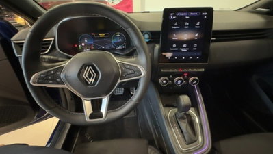 Renault Clio Full Hybrid E-Tech 145 CV 5 porte Evolution (16)
