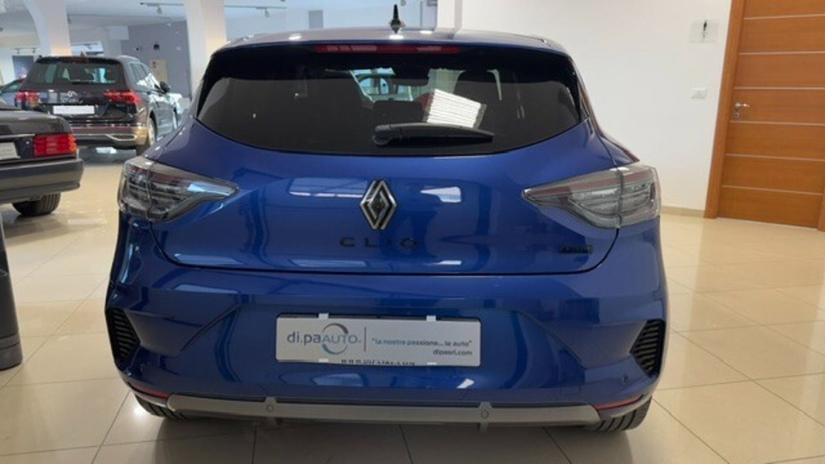 Renault Clio Full Hybrid E-Tech 145 CV 5 porte Evolution (5)