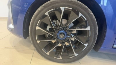 Renault Clio Full Hybrid E-Tech 145 CV 5 porte Evolution (9)