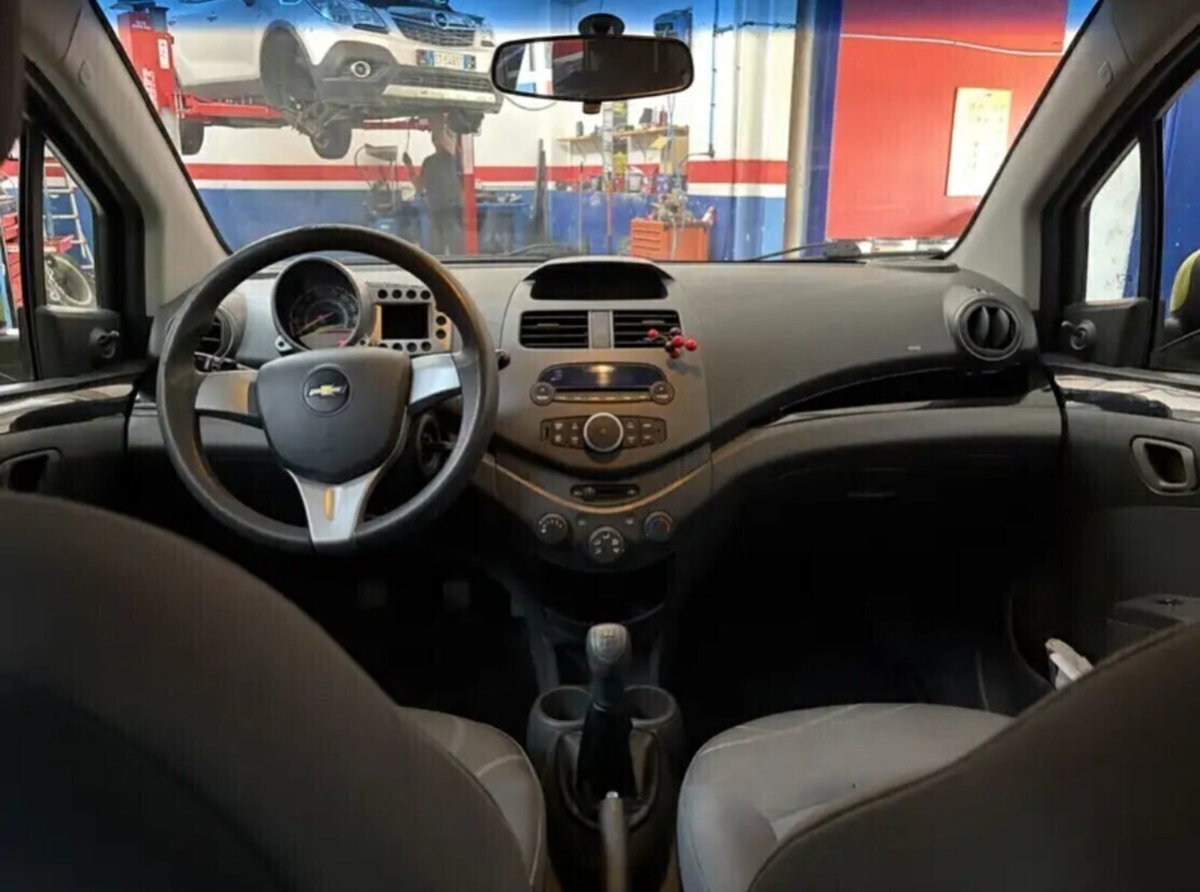 Chevrolet Spark 1.0 LS Plus (9)