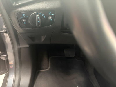 Ford EcoSport 1.5 110 CV (14)