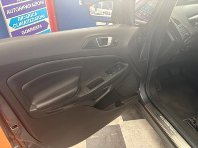 Ford EcoSport 1.5 110 CV (8)