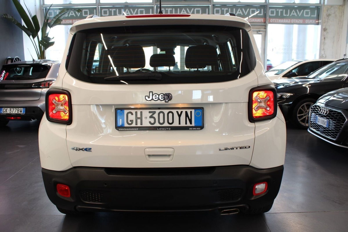 Jeep Renegade 1.3 T4 190CV PHEV 4xe AT6 Business Plus (5)