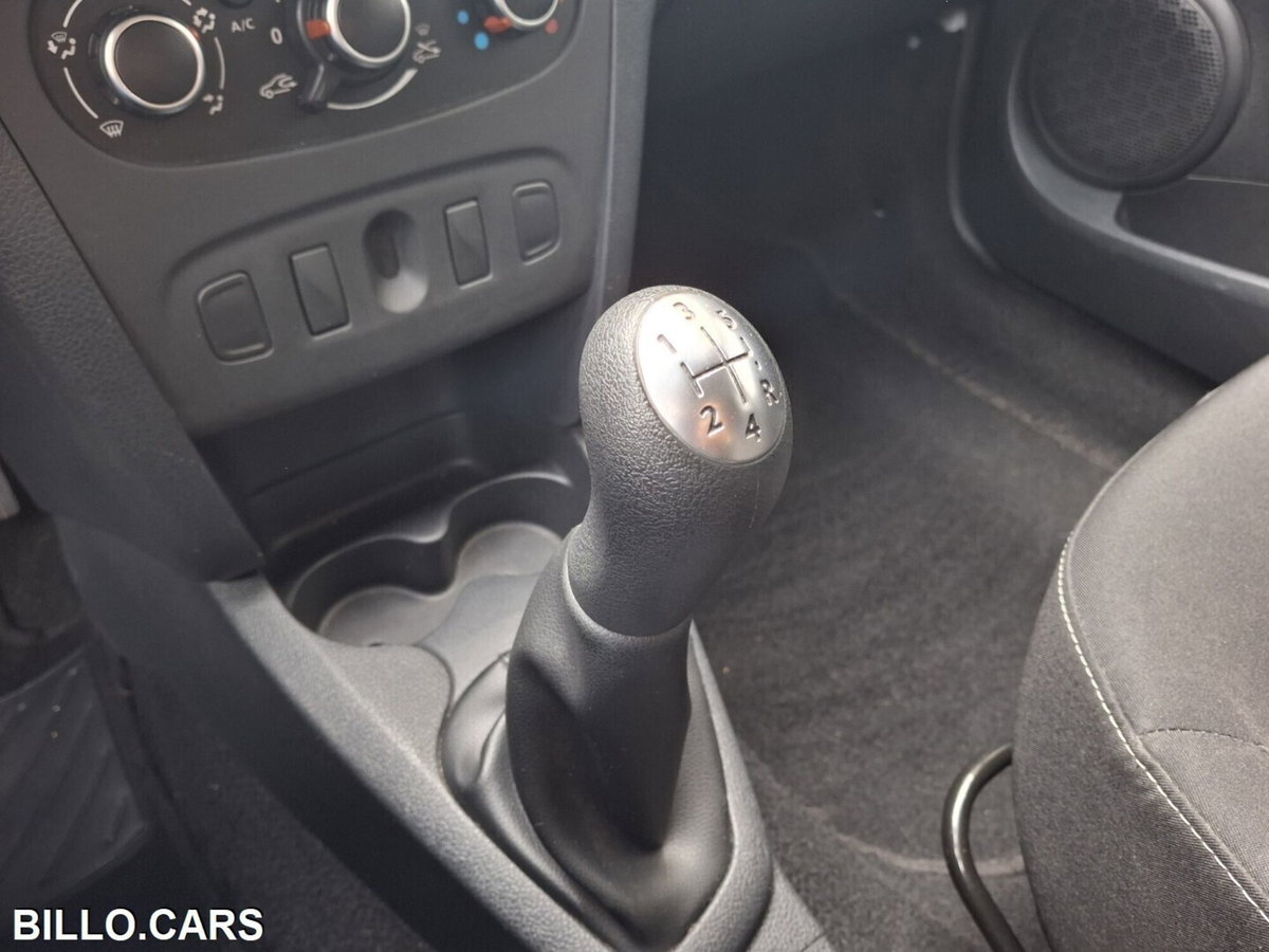 Dacia Sandero 0.9 TCe 12V 90CV Start&Stop Lauréate (11)