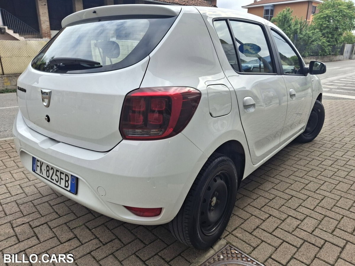 Dacia Sandero 0.9 TCe 12V 90CV Start&Stop Lauréate (3)