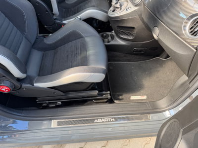 Abarth 695 Cabrio 695 C 1.4 Turbo T-Jet XSR Yamaha Limited Edition (11)