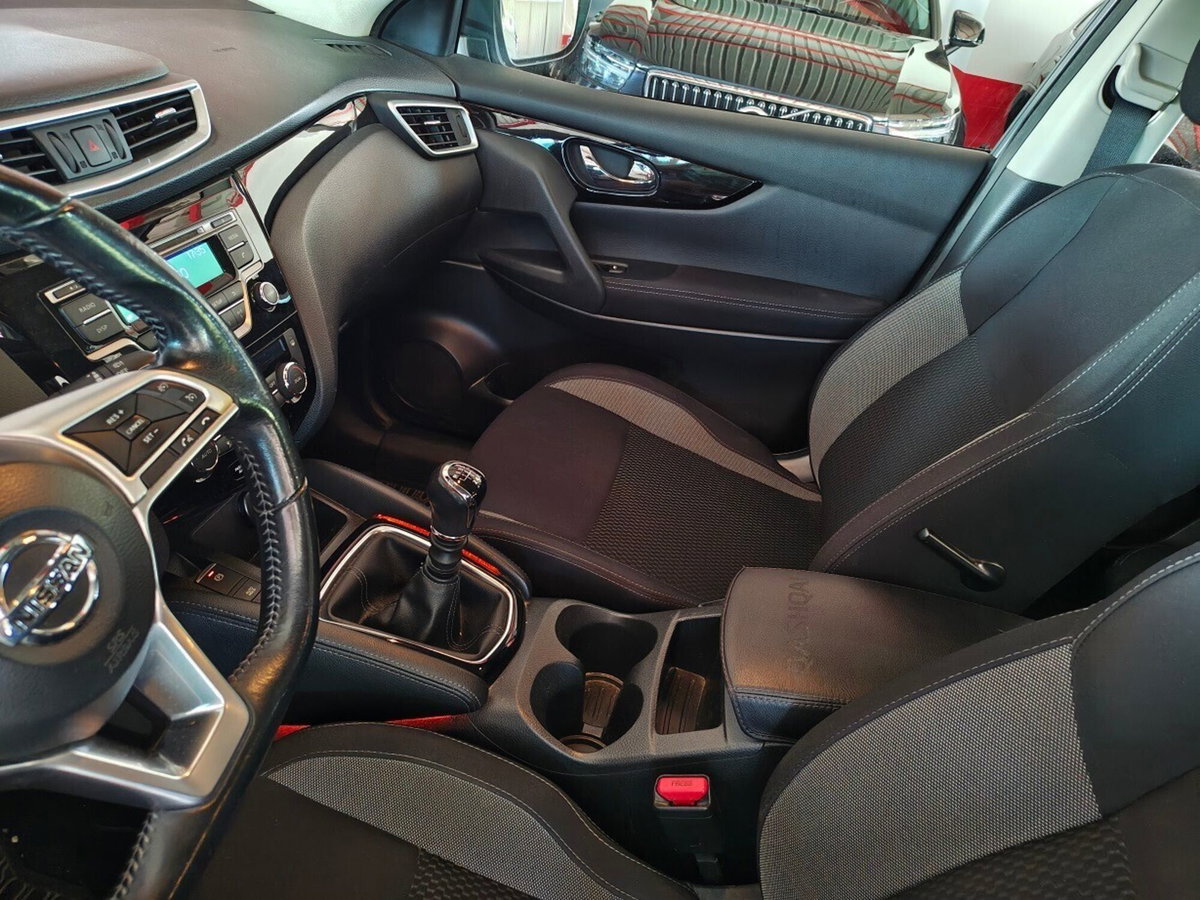 Nissan Qashqai 1.5 dCi Business (15)