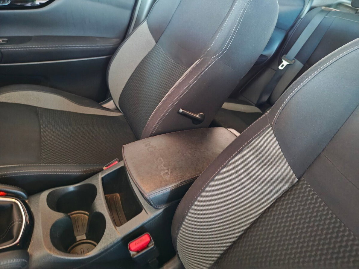 Nissan Qashqai 1.5 dCi Business (17)