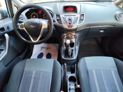 Ford Fiesta 1.4 TDCi 68CV 3 porte Titanium (14)