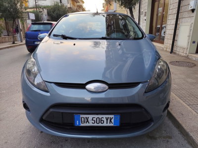 Ford Fiesta 1.4 TDCi 68CV 3 porte Titanium (2)