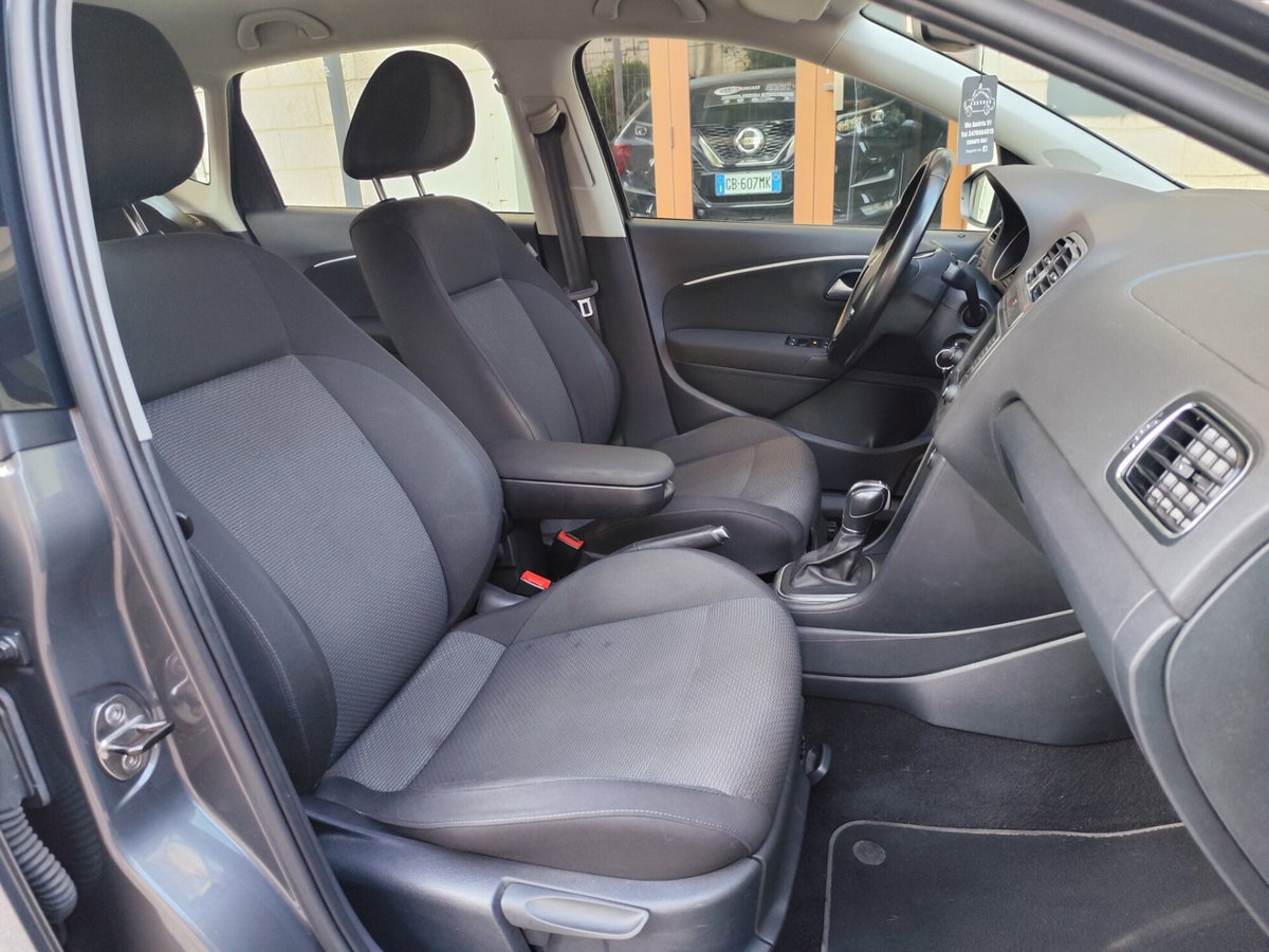 Volkswagen Polo Cross 1.2 TSI DSG BlueMotion Technology (18)