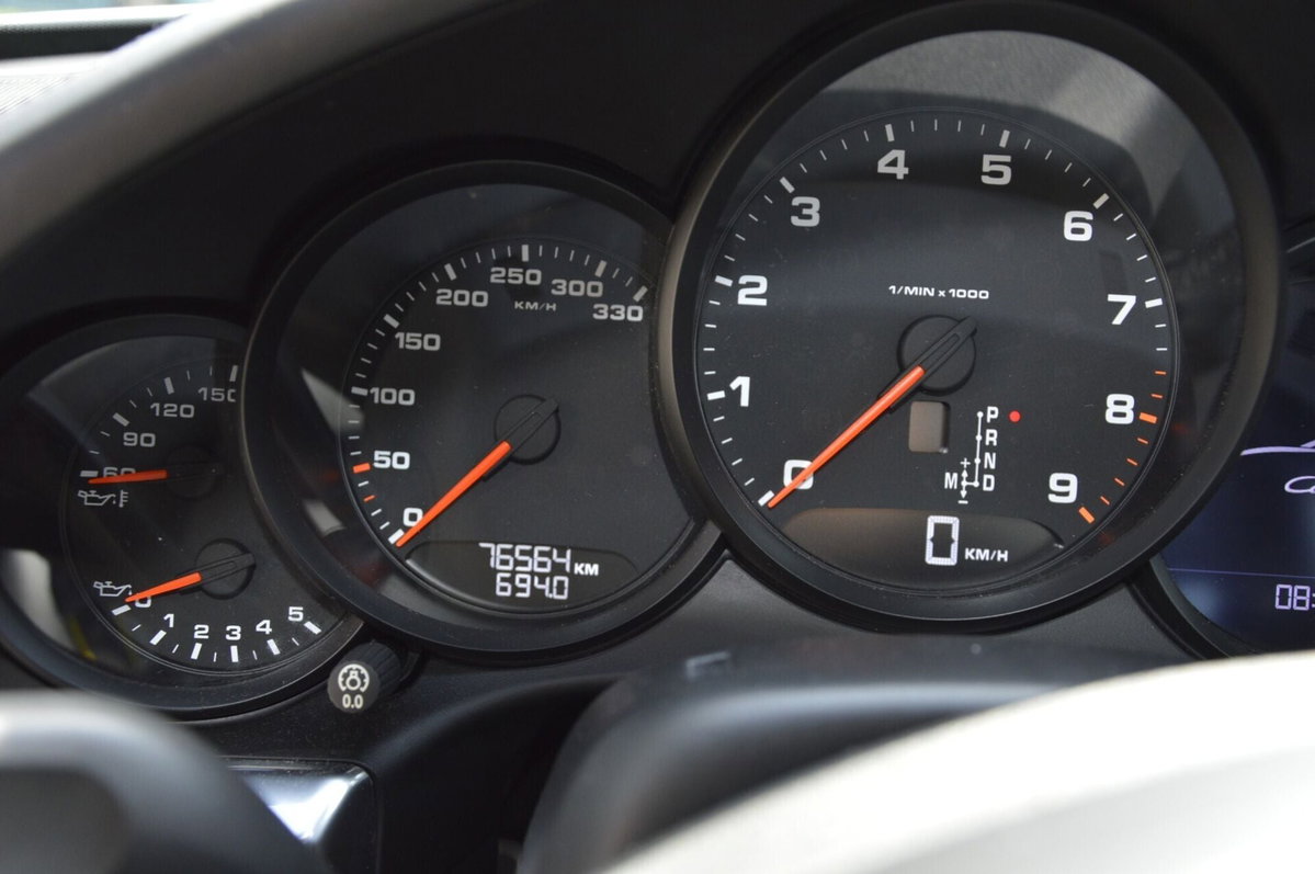 Porsche 911 Coupé 3.4 Carrera (15)