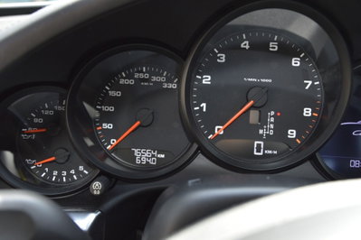 Porsche 911 Coupé 3.4 Carrera (15)