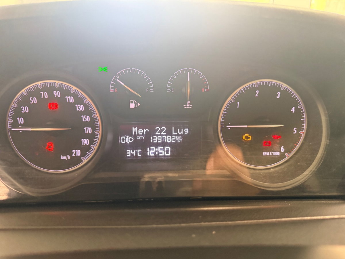 Lancia Ypsilon 1.3 MJT 16V 95 CV 5 porte S&S Gold (11)