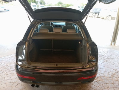 Audi Q3 2.0 TDI (10)