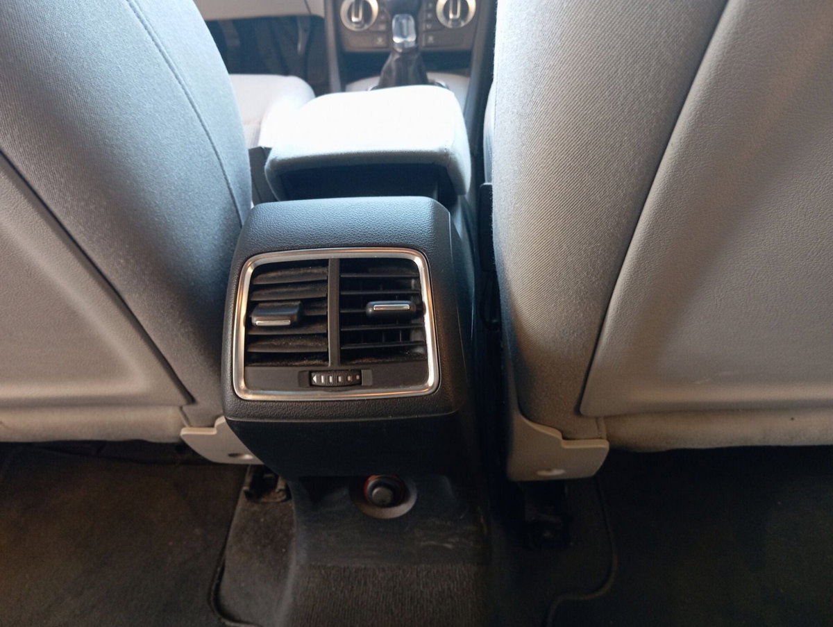 Audi Q3 2.0 TDI (15)