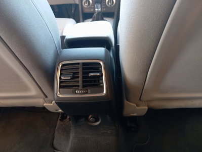 Audi Q3 2.0 TDI (15)