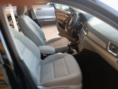 Audi Q3 2.0 TDI (16)