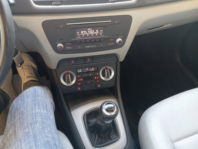 Audi Q3 2.0 TDI (20)
