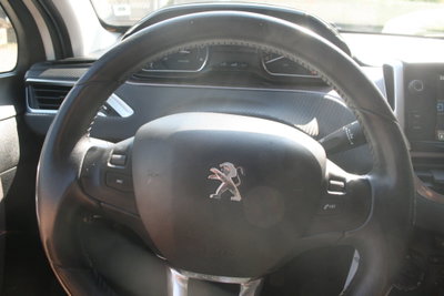 Peugeot 2008 HDi 68CV Active (10)