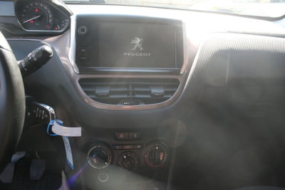 Peugeot 2008 HDi 68CV Active (7)