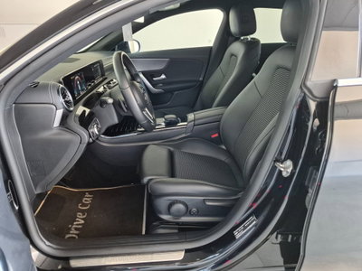 Mercedes-Benz CLA Shooting Brake 200 d Automatic Shooting Brake Sport (11)
