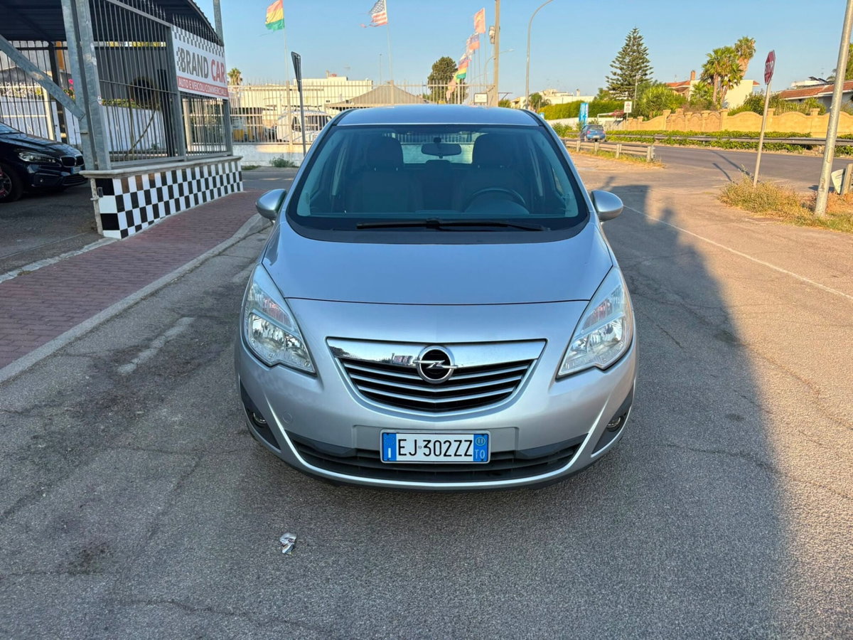 Opel Meriva 1.7 CDTI 110CV Cosmo (2)