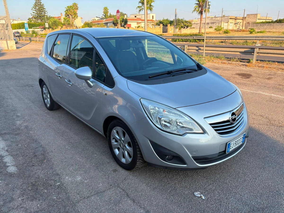 Opel Meriva 1.7 CDTI 110CV Cosmo (3)
