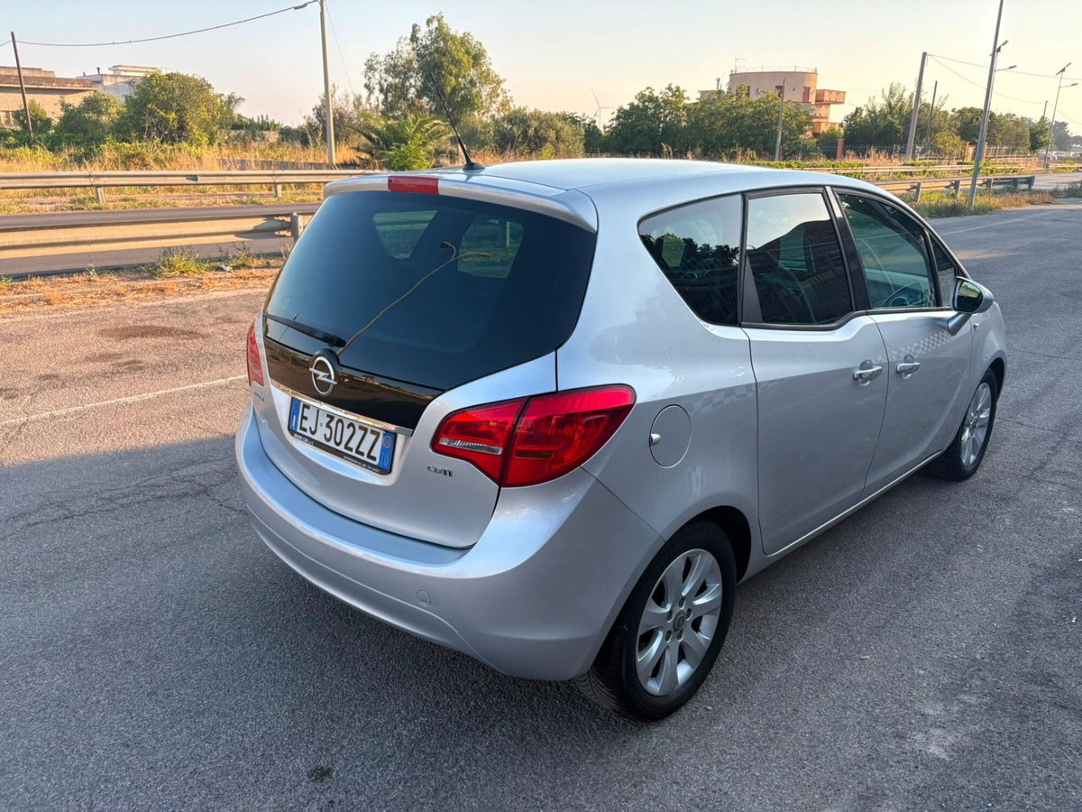 Opel Meriva 1.7 CDTI 110CV Cosmo (5)