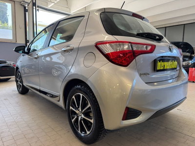 Toyota Yaris 1.5 Hybrid 5 porte Style (3)
