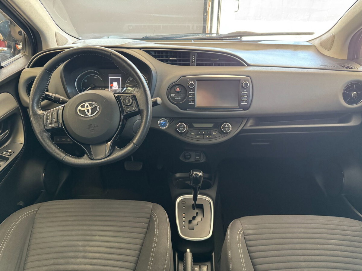 Toyota Yaris 1.5 Hybrid 5 porte Style (7)