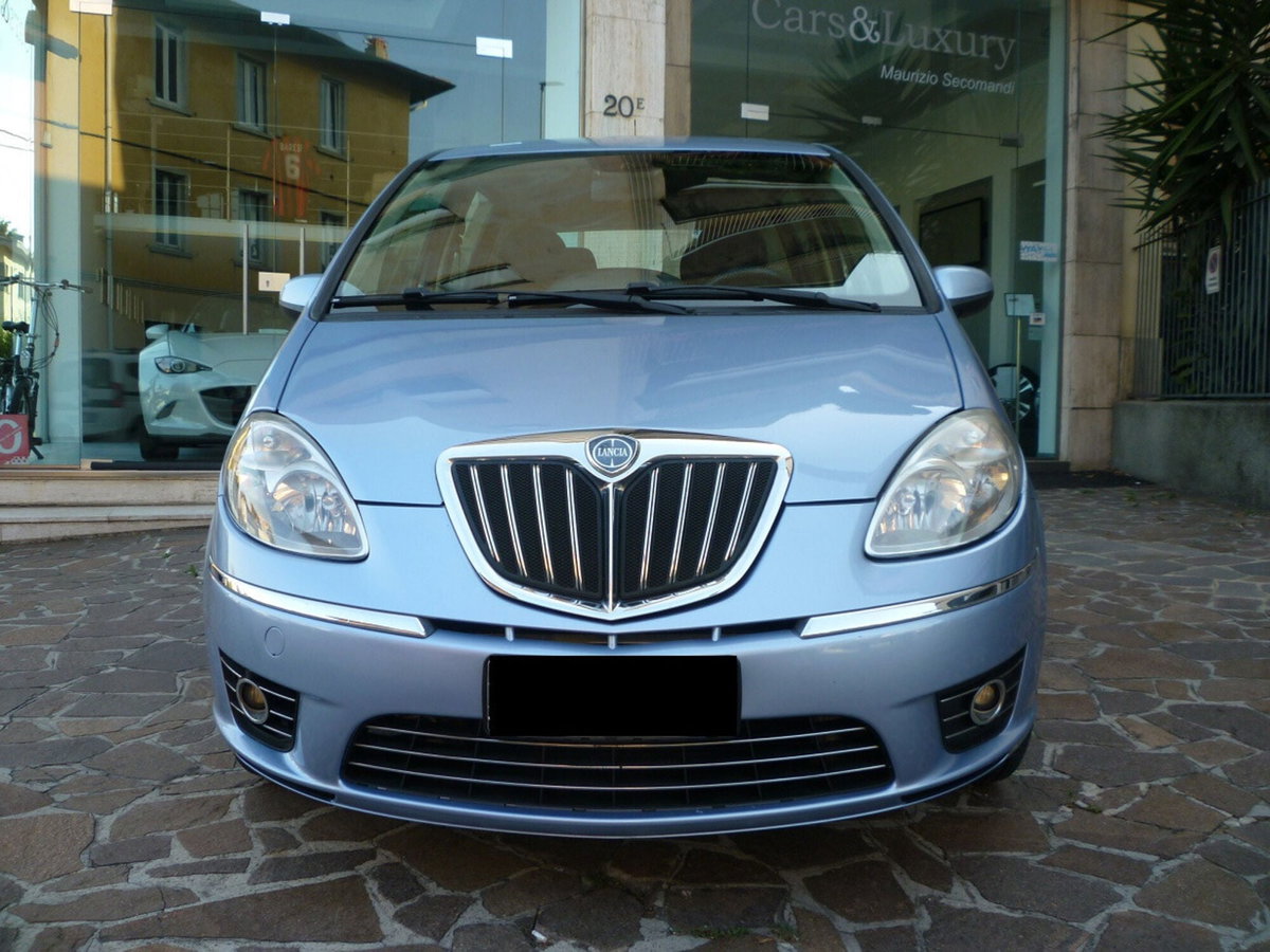 Lancia Musa 1.4 Oro Ecochic GPL (2)