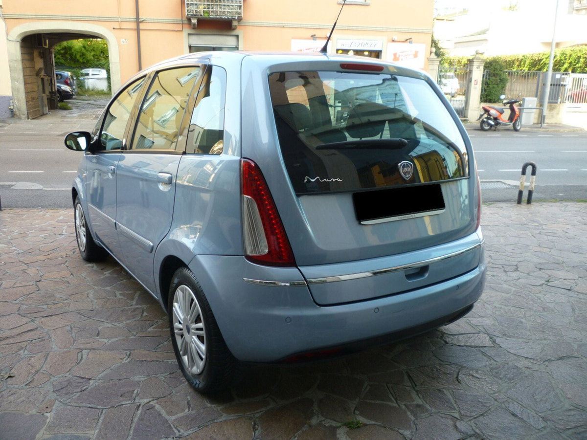 Lancia Musa 1.4 Oro Ecochic GPL (5)