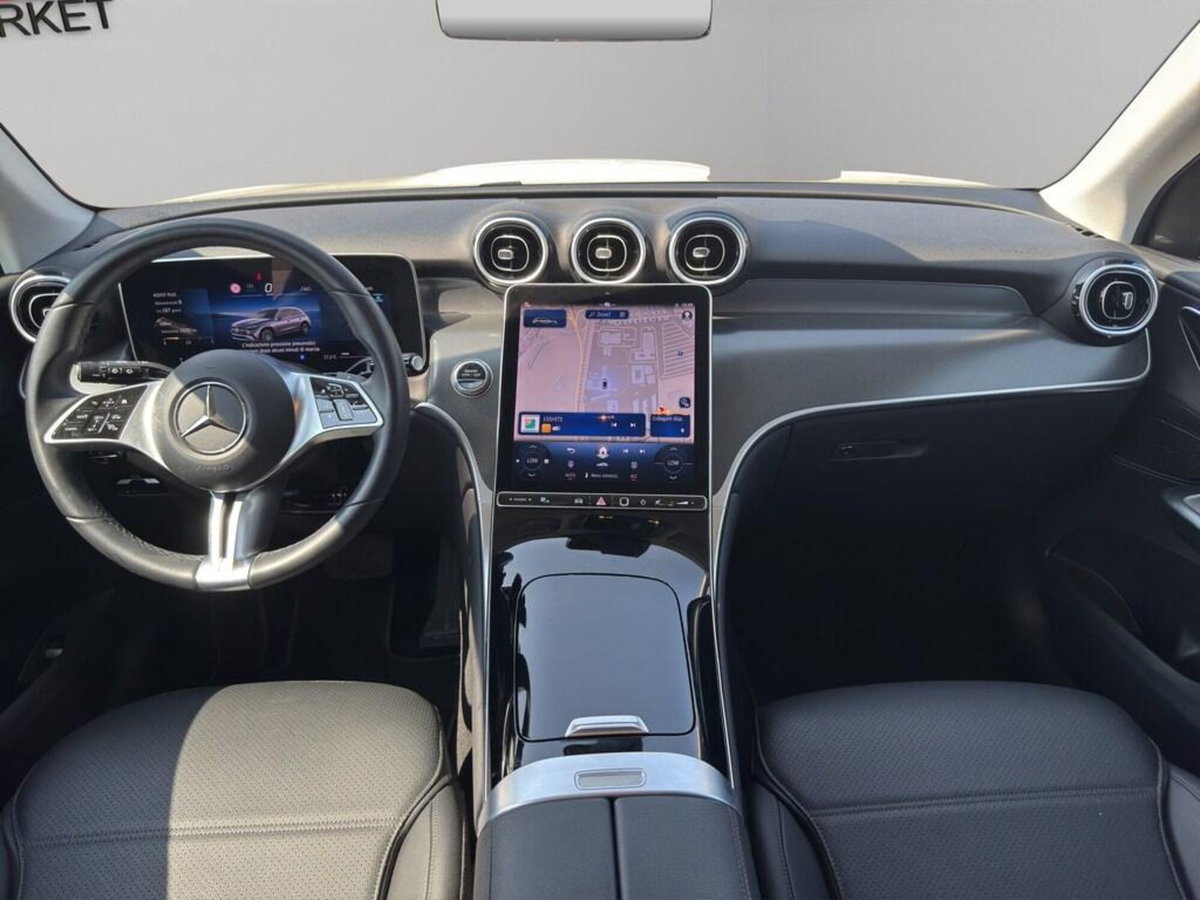 Mercedes-Benz GLC 220 d 4Matic Mild Hybrid AMG Advanced Plus (14)