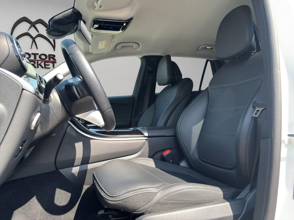 Mercedes-Benz GLC 220 d 4Matic Mild Hybrid AMG Advanced Plus (15)