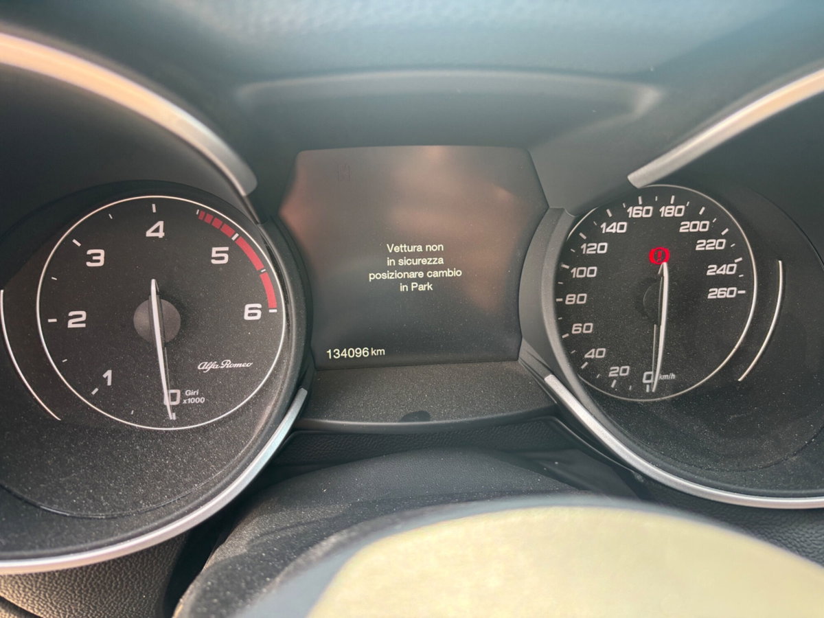 Alfa Romeo Stelvio Stelvio 2.2 Turbodiesel 190 CV AT8 Q4 Super Business (10)
