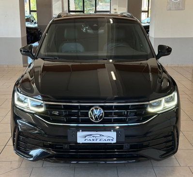 Volkswagen Tiguan 2.0 tdi R-Line 150cv dsg (2)