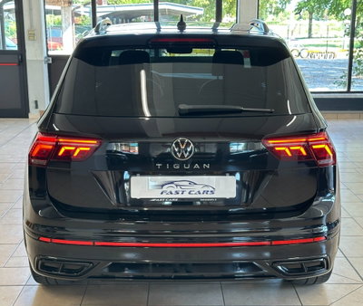 Volkswagen Tiguan 2.0 tdi R-Line 150cv dsg (5)