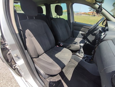 Dacia Duster 1.5 dCi 110CV 4x2 Lauréate (17)